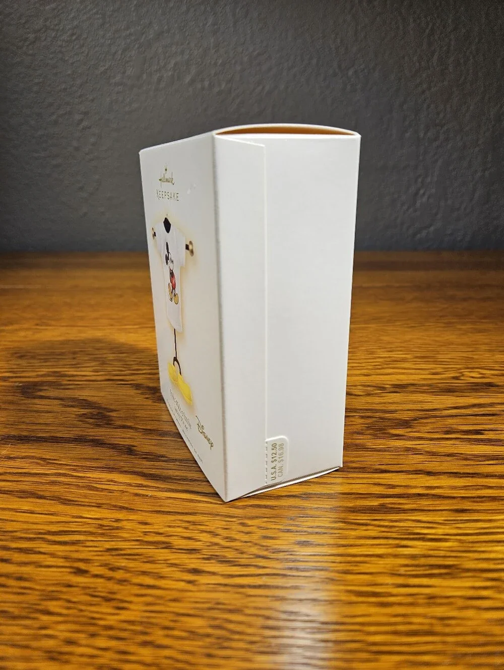 Hallmark Keepsake Style With A Smile
